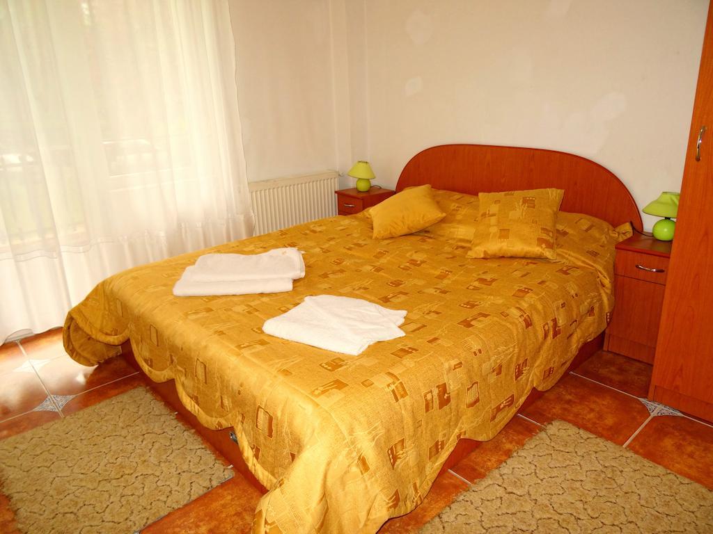 Club Topaz Apartments Neptun Oda fotoğraf